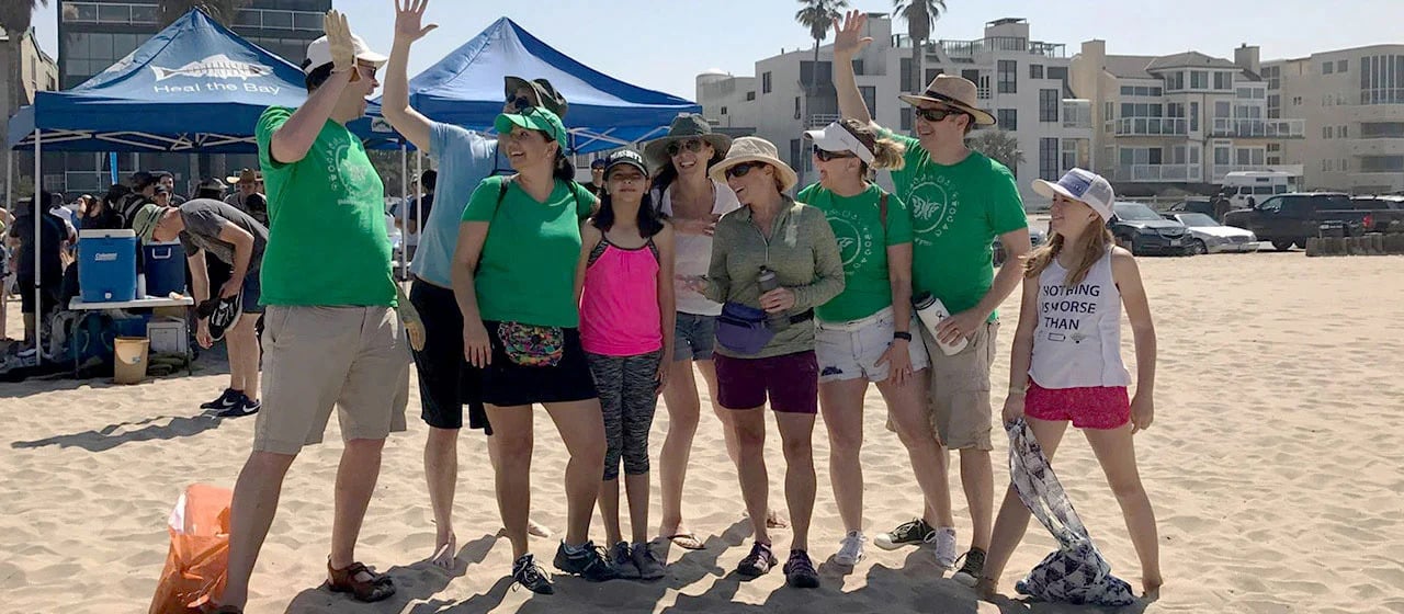 green-beach-cleanup2-1